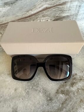 DEZI Harper Black Square Gradient Lens Sunglasses for Women